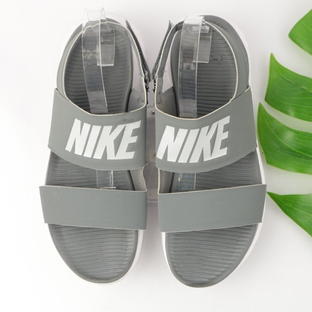 FLASH SALE!!  Nike Women's Tanjun Sandal Size 10 Grey with white letters